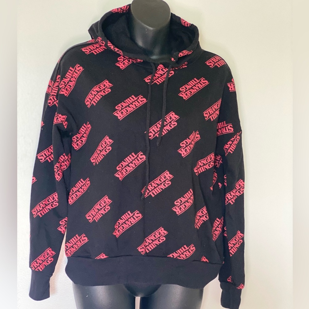 Stranger Things Hoodie Jacket Pullover Size S Netflix